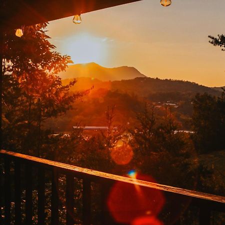 Bluff Mountain View Villa Pigeon Forge Bagian luar foto
